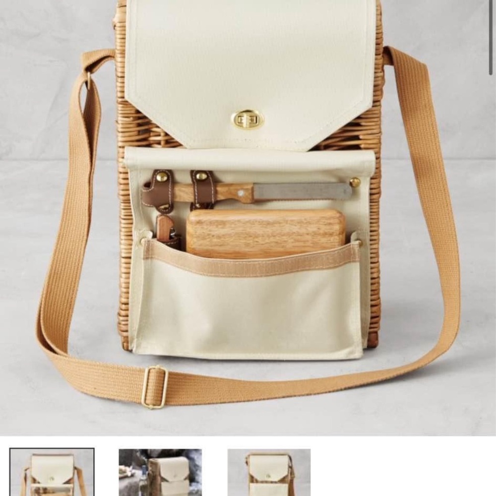 Beige Wicker Picnic Bag